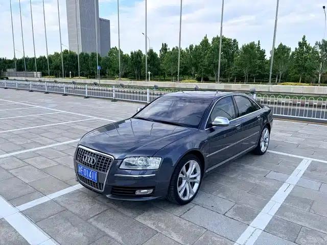 2008 Audi S8 5.2FSI quattro