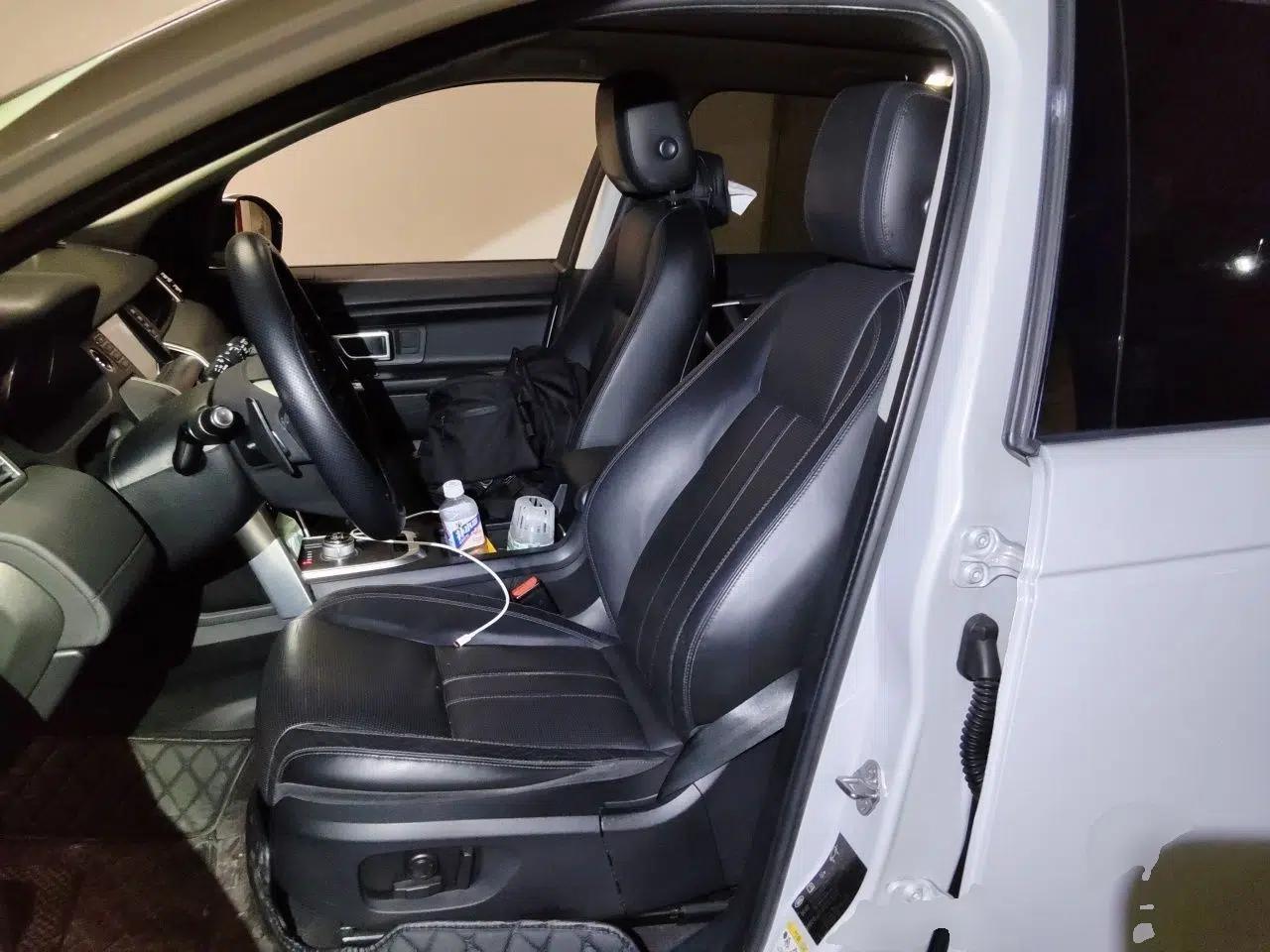 Land Rover Discovery Sport 2016 2.0T SE — миниатюра 15