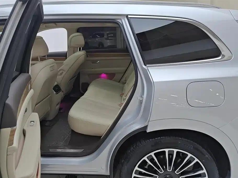 Wenjie M7 2024 1.5T AWD Plus Edition 5-seater — миниатюра 11