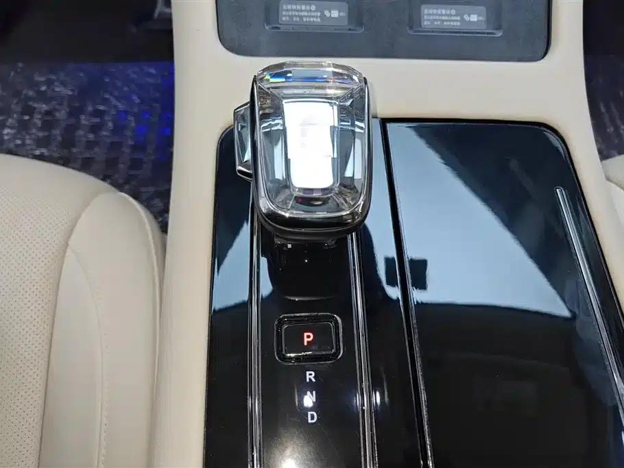 Wenjie M7 2024 1.5T AWD Plus Edition 5-seater — миниатюра 16