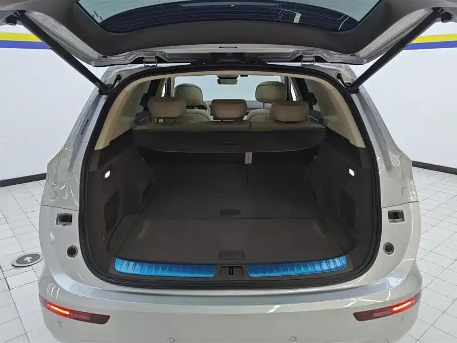 Wenjie M7 2024 1.5T AWD Plus Edition 5-seater — миниатюра 4