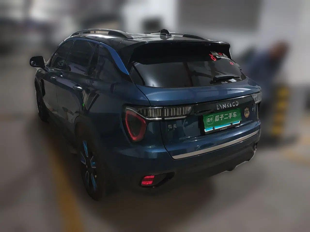 Lynk & Co 01 2017 2.0T Two-Wheel Drive Zhaopu Version — миниатюра 4
