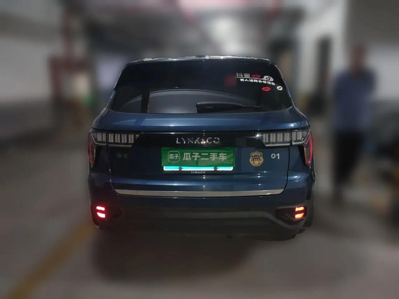 Lynk & Co 01 2017 2.0T Two-Wheel Drive Zhaopu Version — миниатюра 5