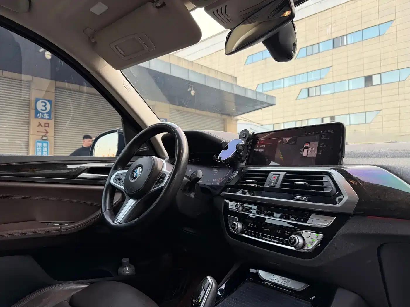 BMW X3 2021 xDrive30i Leading M Sport Package — миниатюра 6