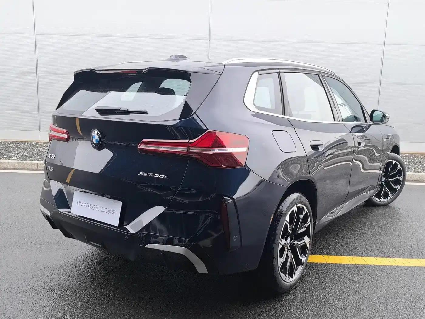 BMW X3 2025 xDrive30L Leading Edition M Sport Package — миниатюра 4