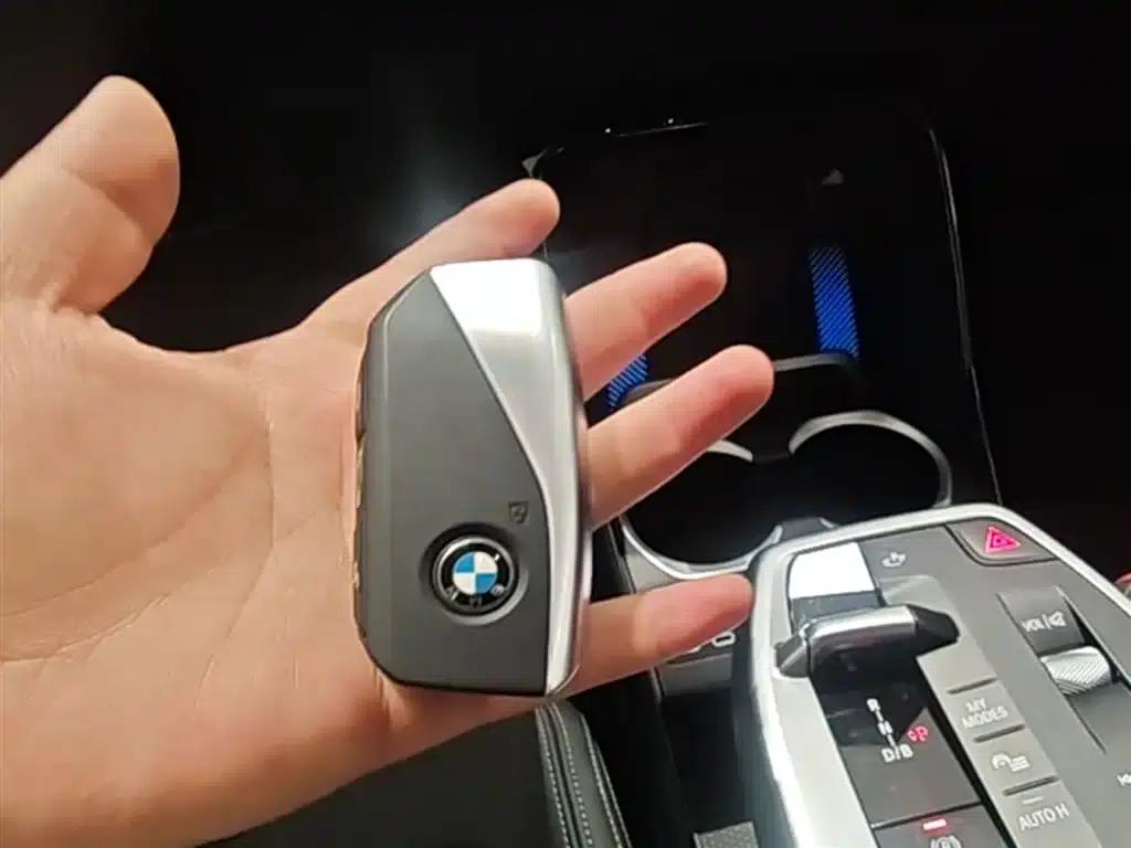 BMW iX1 2023 xDrive30L X Design Package — миниатюра 15
