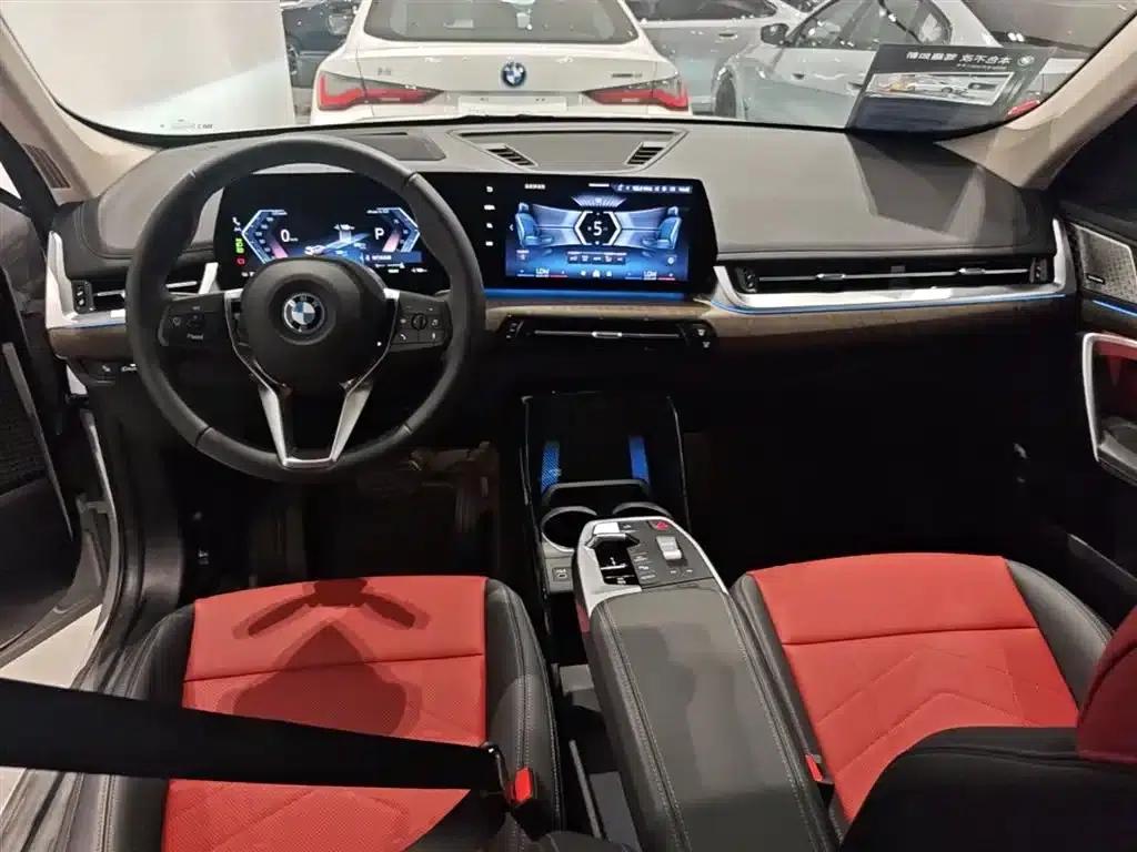 BMW iX1 2023 xDrive30L X Design Package — миниатюра 16