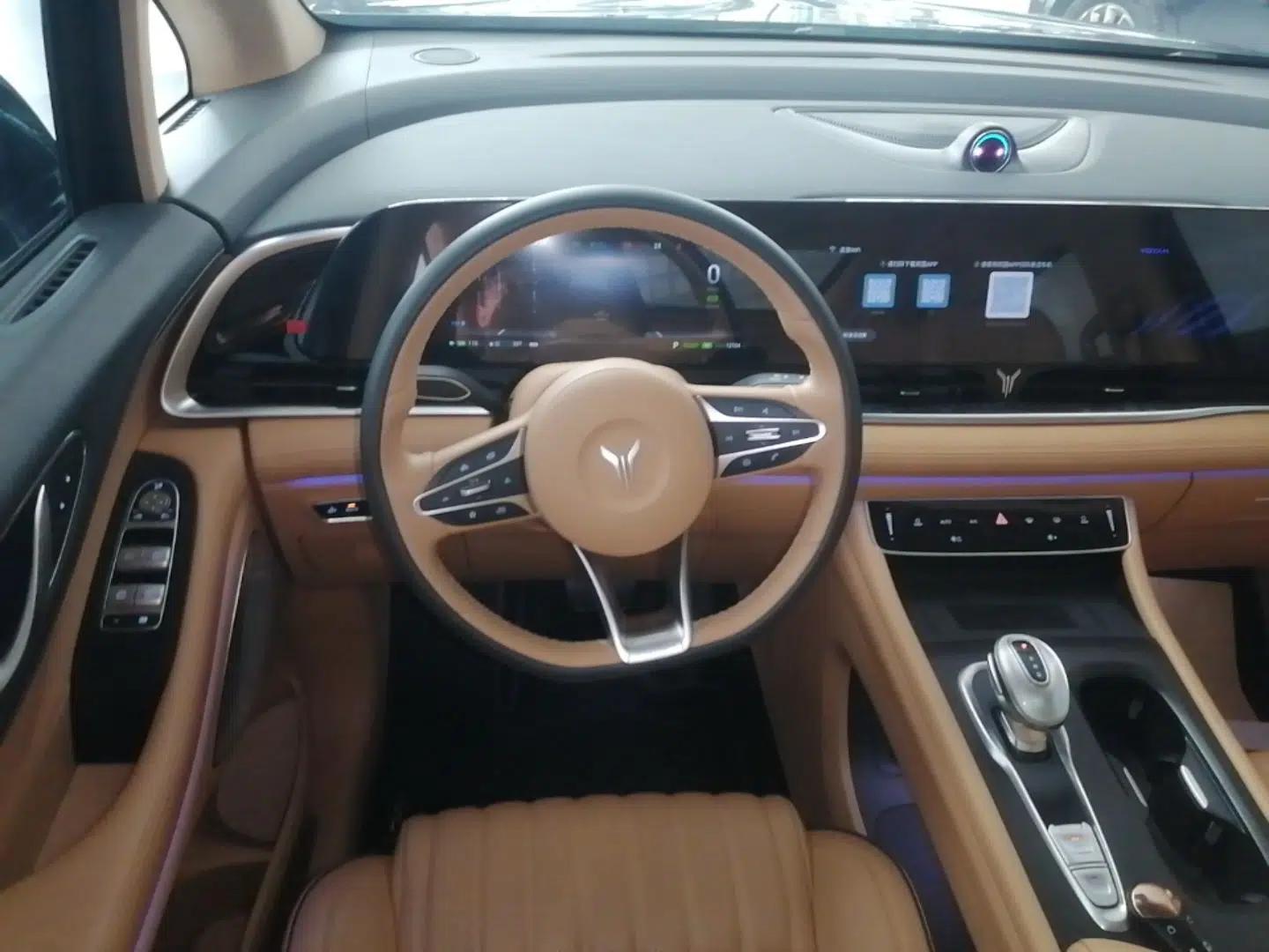 VOYAH Dream 2024 PHEV Ultra-Long Range Flagship Edition — миниатюра 13