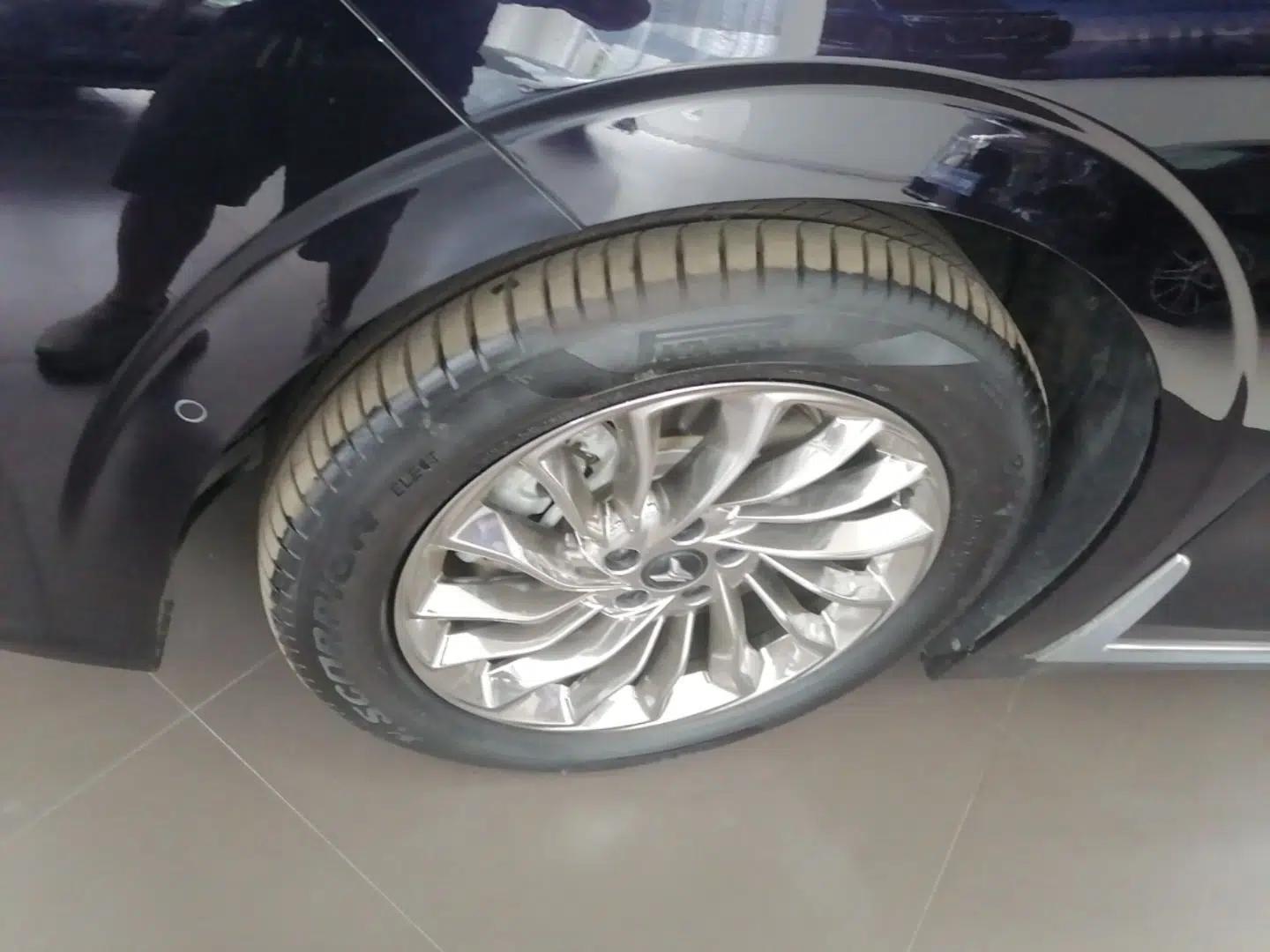 VOYAH Dream 2024 PHEV Ultra-Long Range Flagship Edition — миниатюра 10