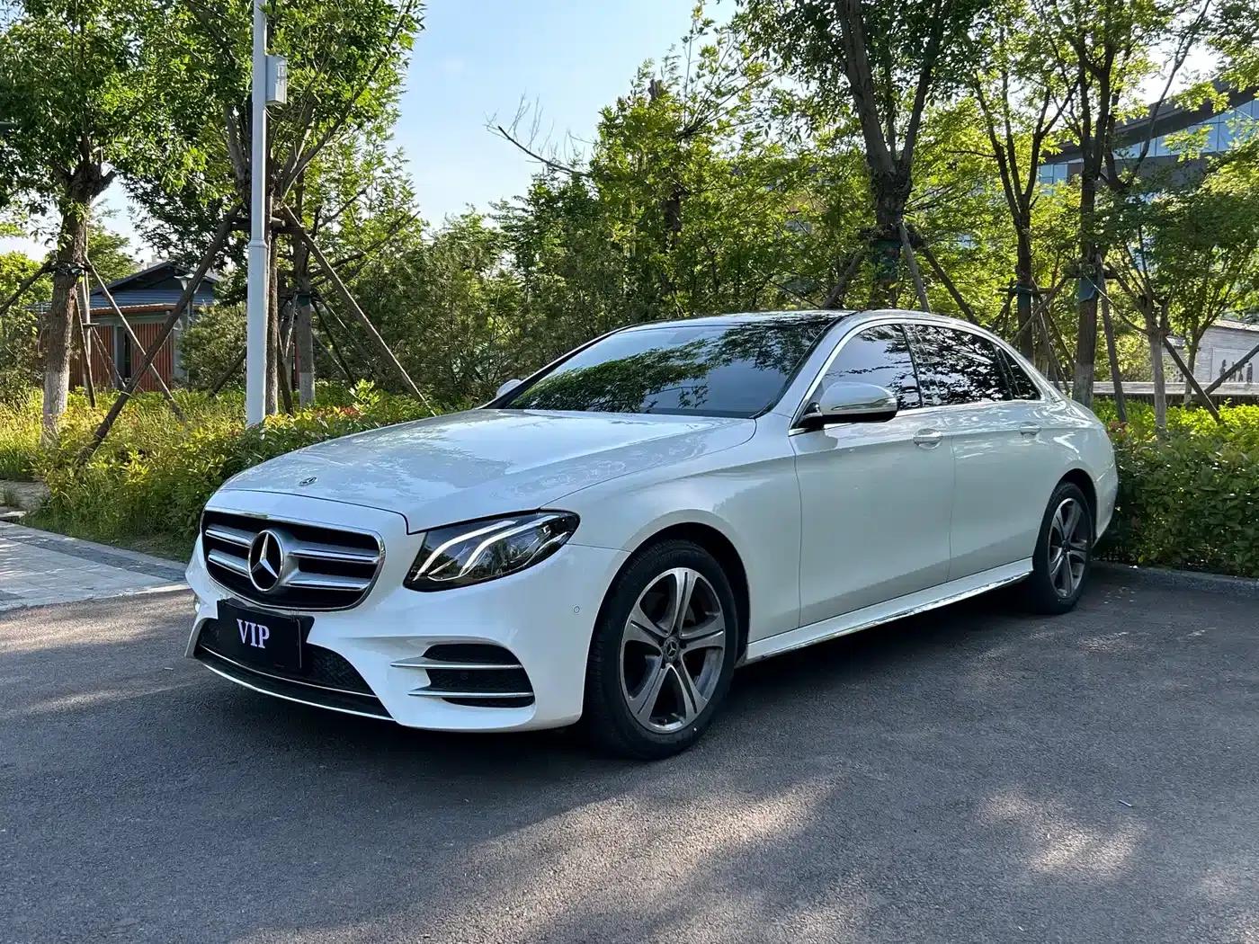 Mercedes-Benz E-Class 2019 E 200 L Sport — миниатюра 1
