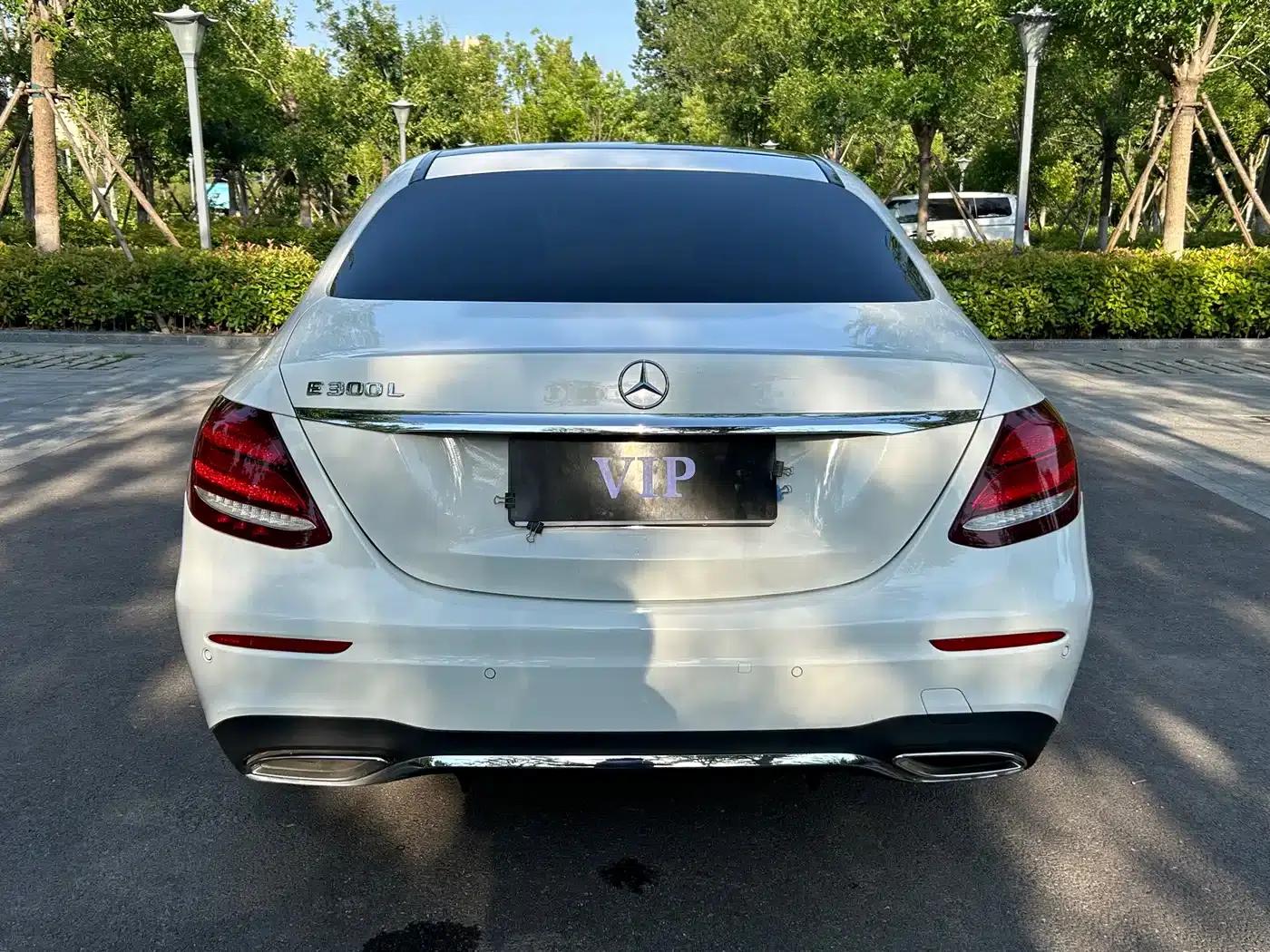Mercedes-Benz E-Class 2019 E 200 L Sport — миниатюра 11