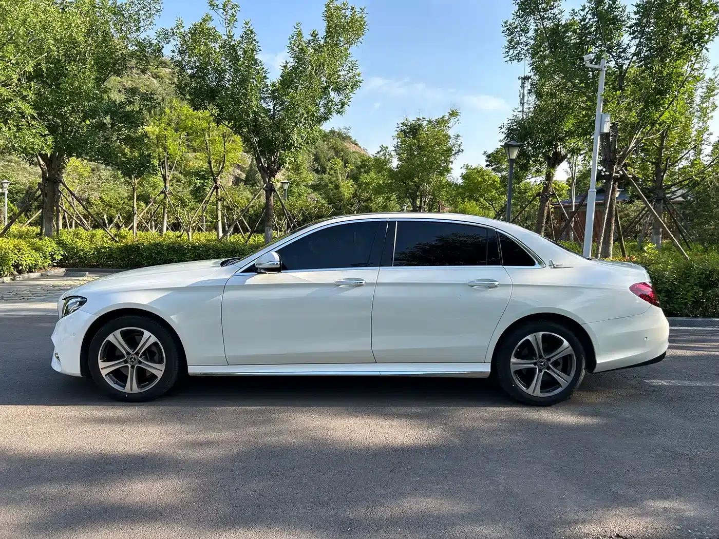 Mercedes-Benz E-Class 2019 E 200 L Sport — миниатюра 4