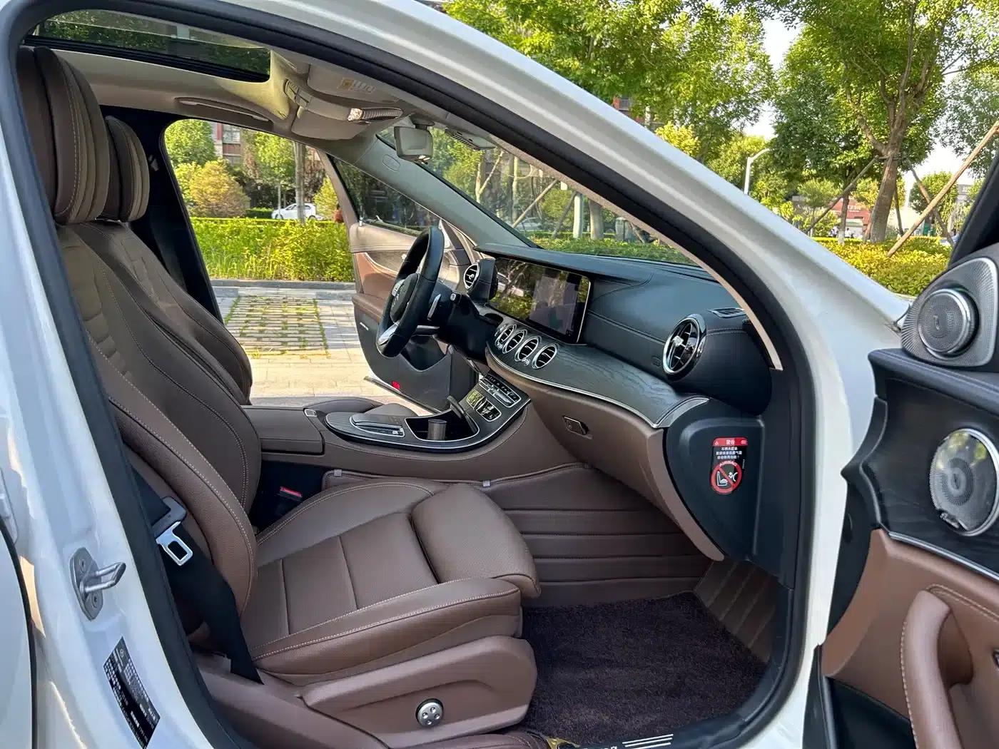Mercedes-Benz E-Class 2019 E 200 L Sport — миниатюра 9