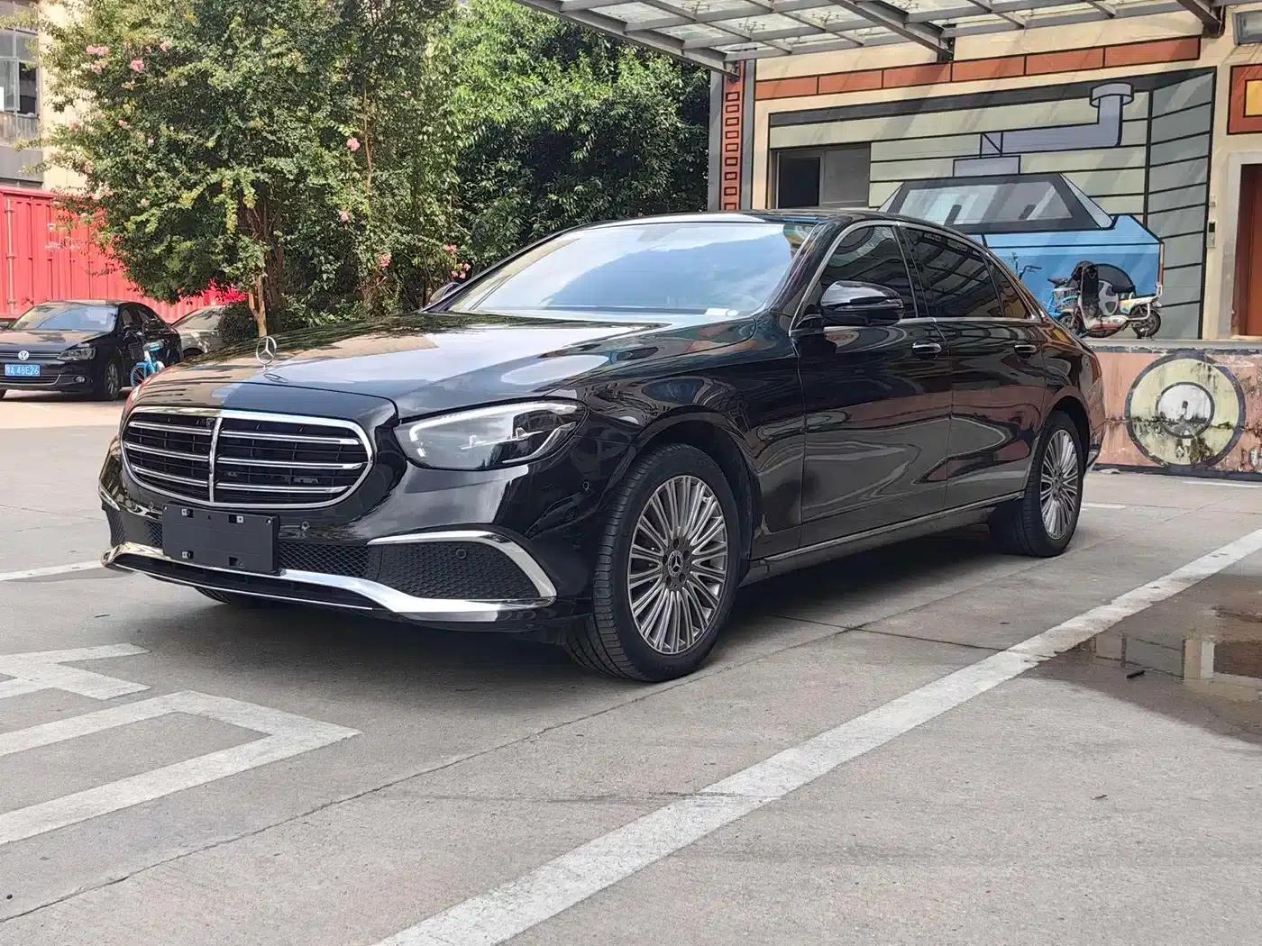 Mercedes-Benz E-Class 2023 E 300 L Luxury — миниатюра 1