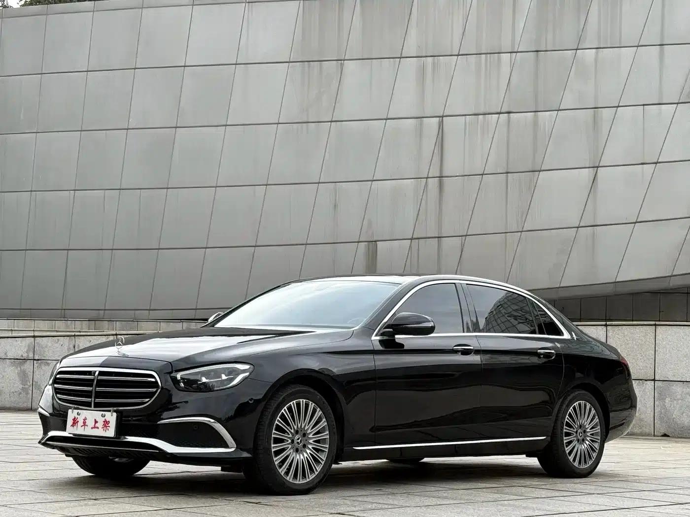 2022 Mercedes-Benz E-Class E 300 L Luxury — миниатюра 1