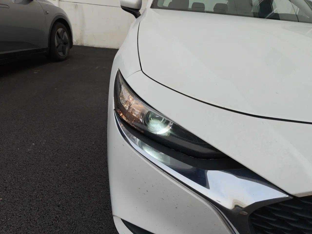 Mazda 3 Axela 2020 1.5L Automatic ZhiMei Edition — миниатюра 7