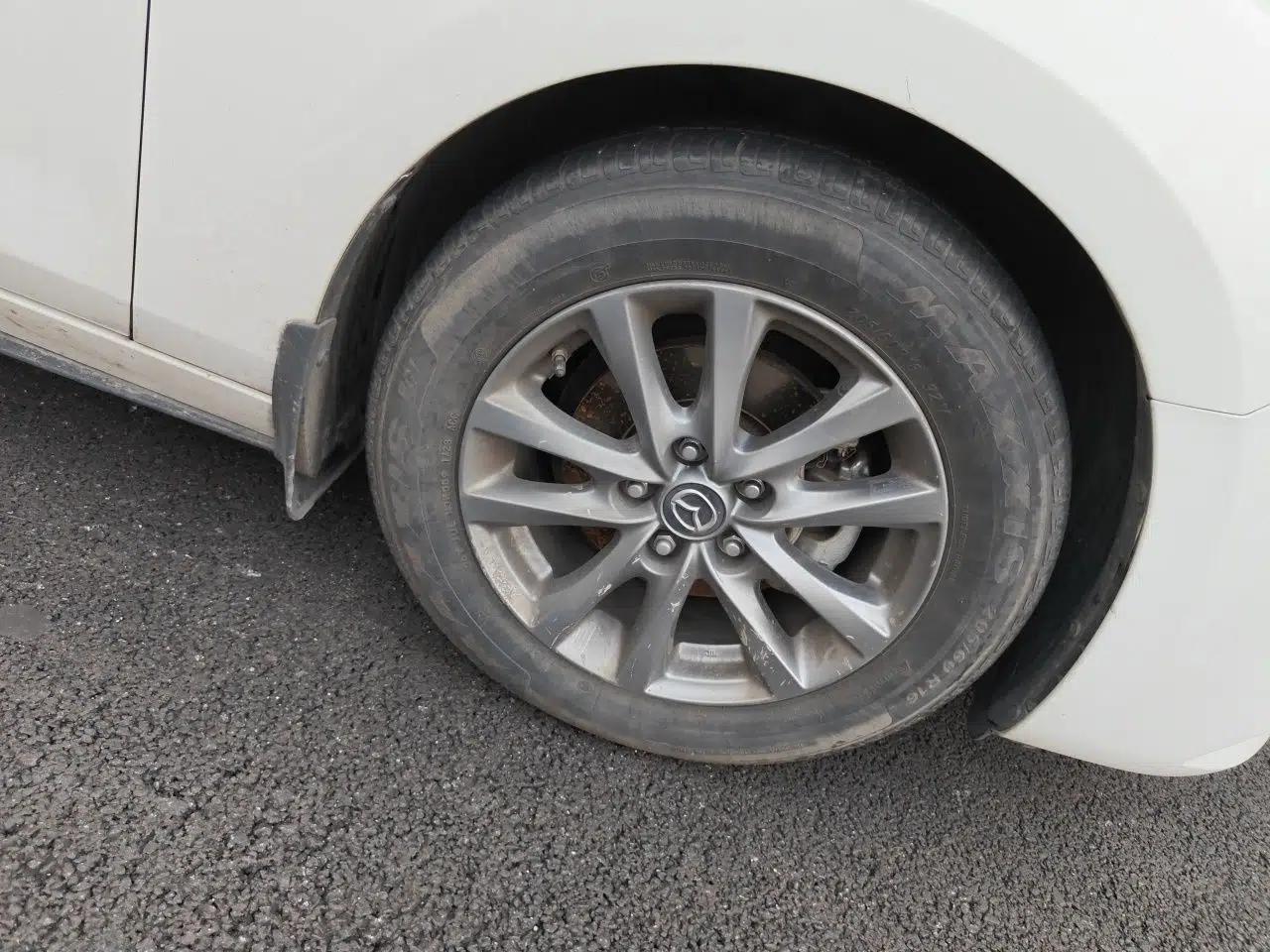 Mazda 3 Axela 2020 1.5L Automatic ZhiMei Edition — миниатюра 8