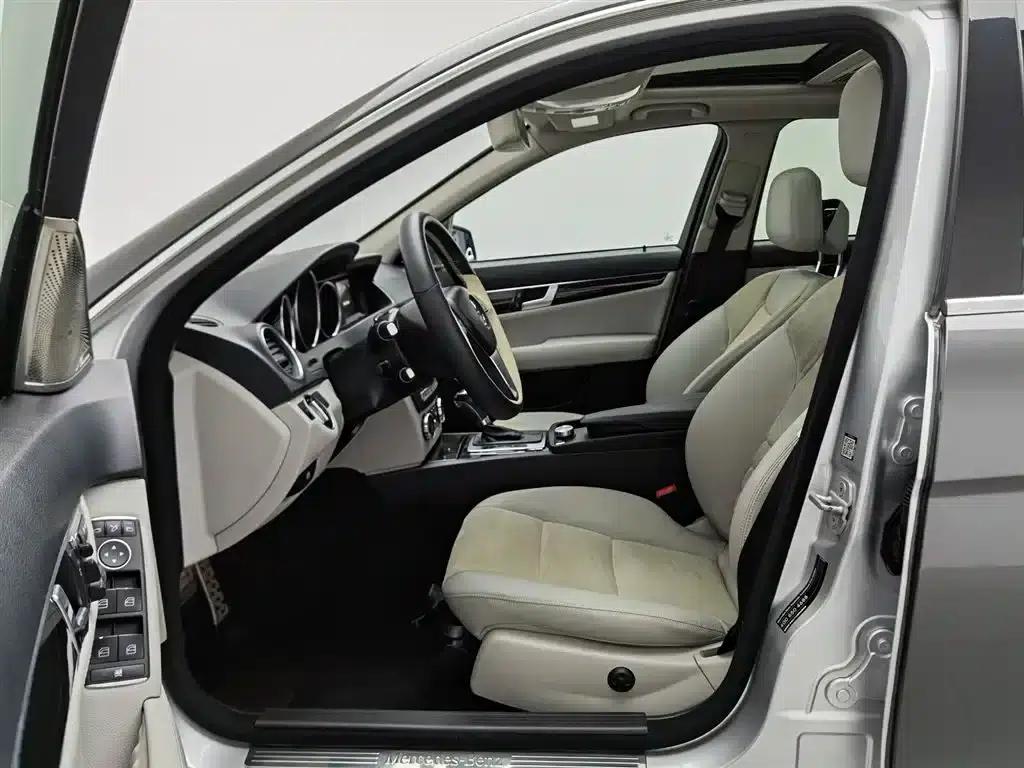 Mercedes-Benz C-Class 2013 C 260 CGI Fashion Model — миниатюра 10