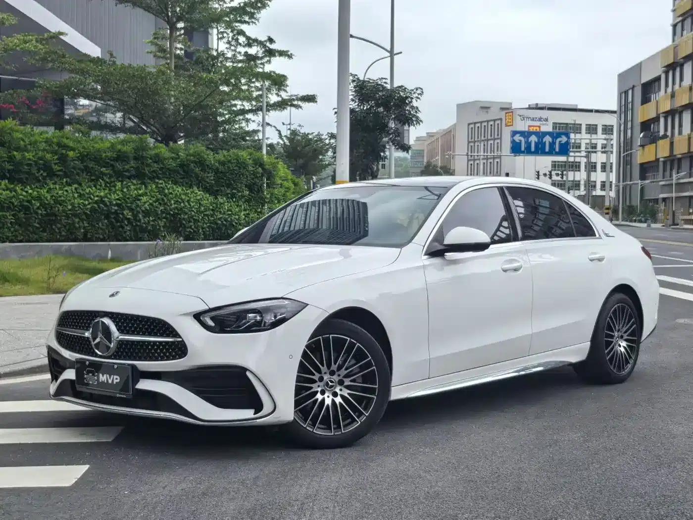 Mercedes-Benz C-Class 2024 Facelift C 260 L Sport Edition — миниатюра 1