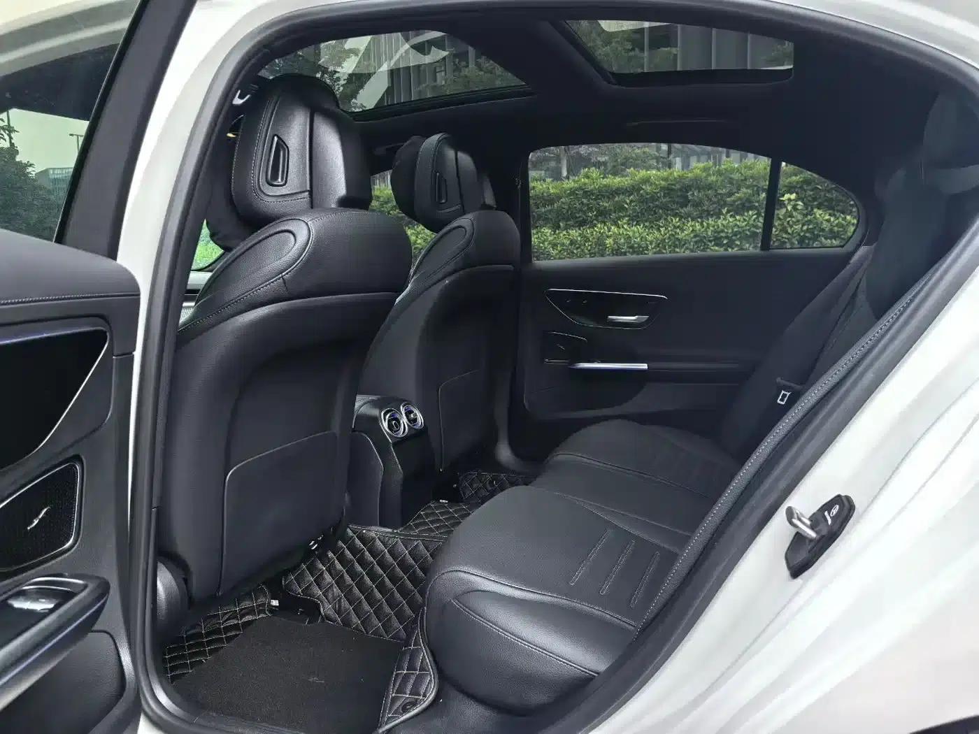Mercedes-Benz C-Class 2024 Facelift C 260 L Sport Edition — миниатюра 6