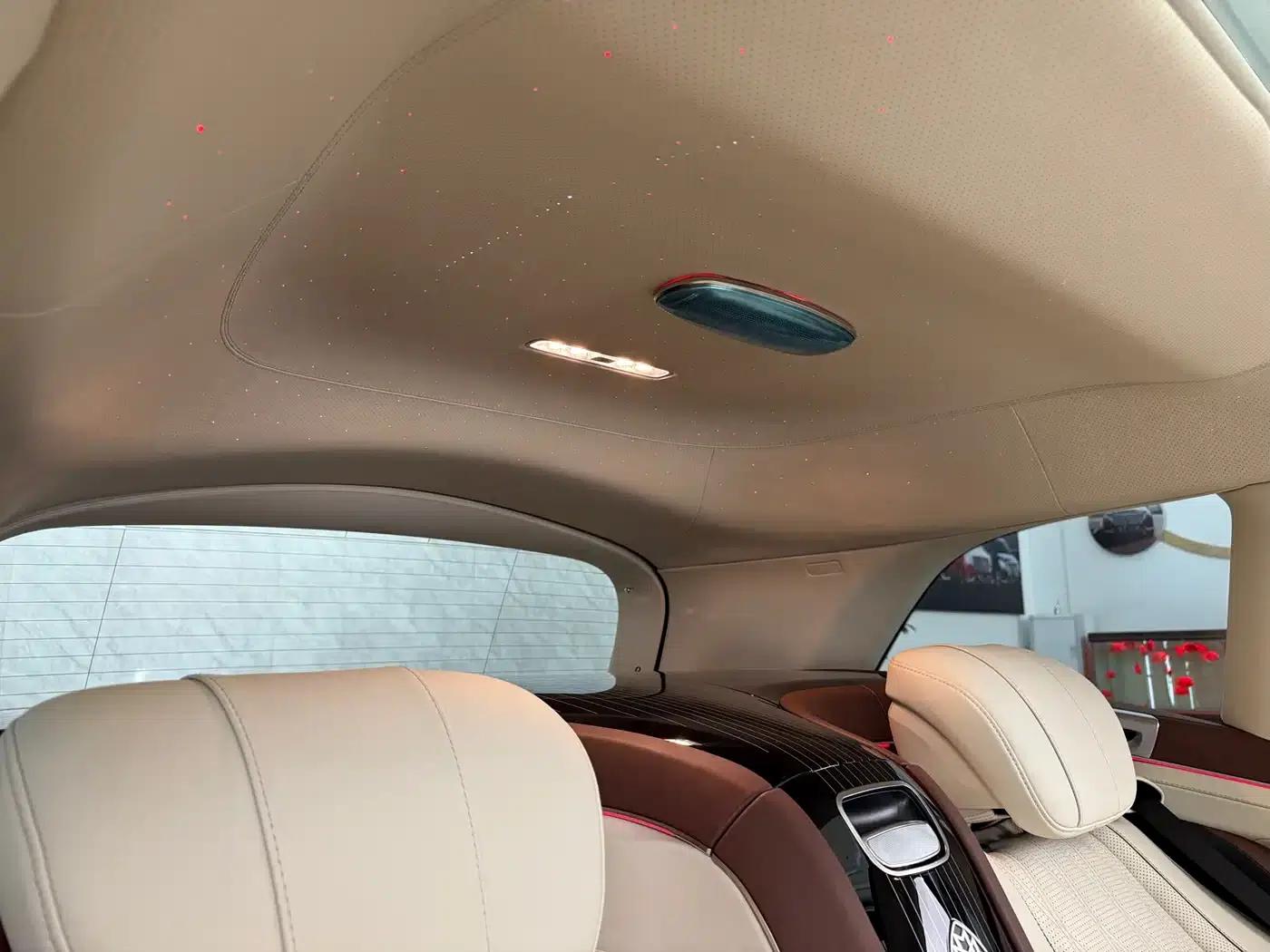 2026 Mercedes-Benz GLS 450 4MATIC Luxury — миниатюра 17