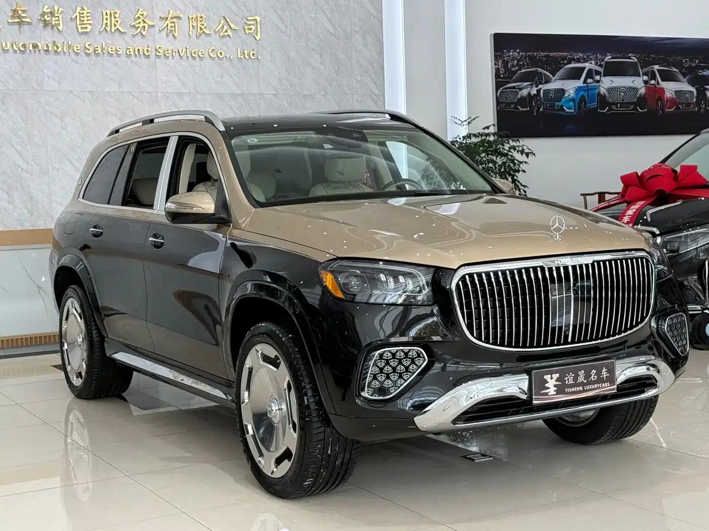 2026 Mercedes-Benz GLS 450 4MATIC Luxury — миниатюра 3