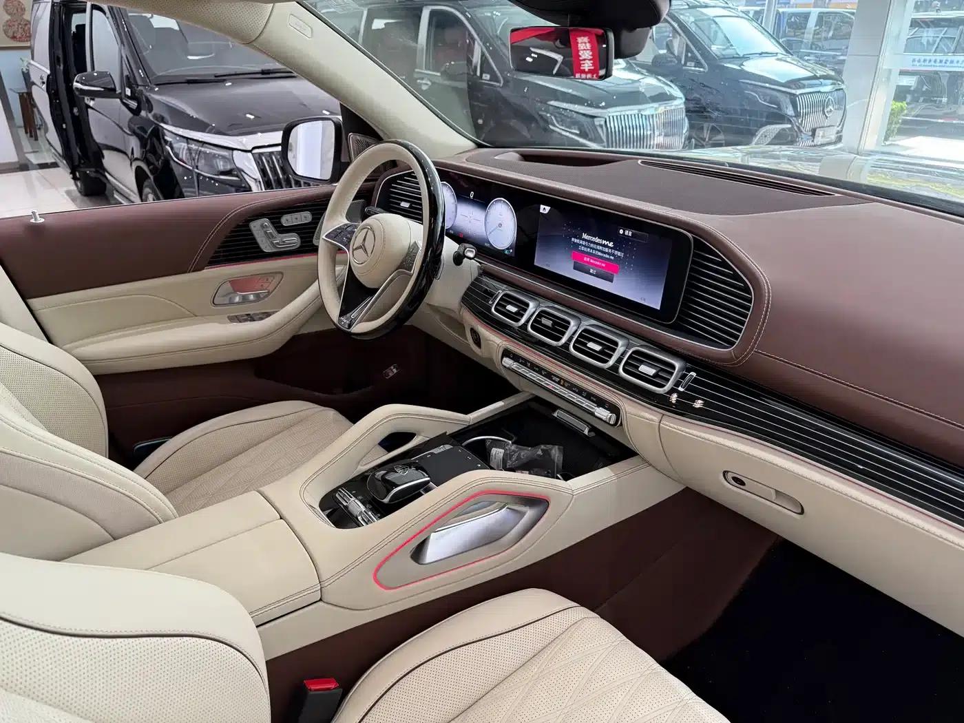 2026 Mercedes-Benz GLS 450 4MATIC Luxury — миниатюра 4
