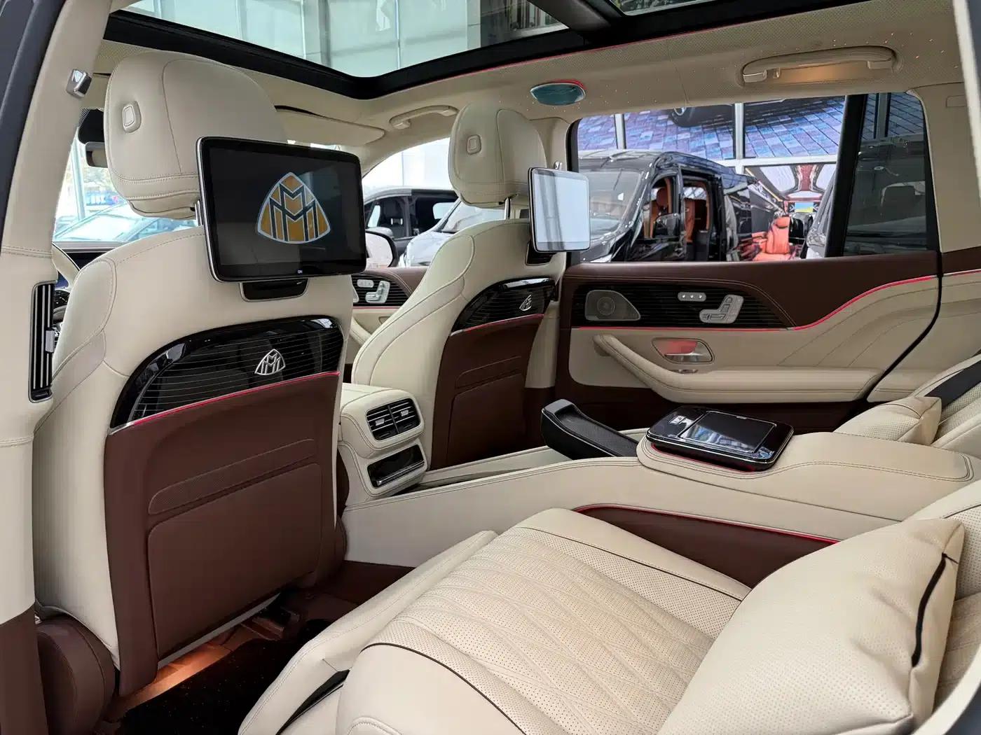 2026 Mercedes-Benz GLS 450 4MATIC Luxury — миниатюра 8