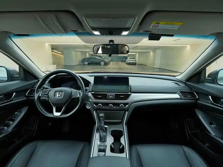 2022 Honda Accord 260TURBO Luxury Edition — миниатюра 20