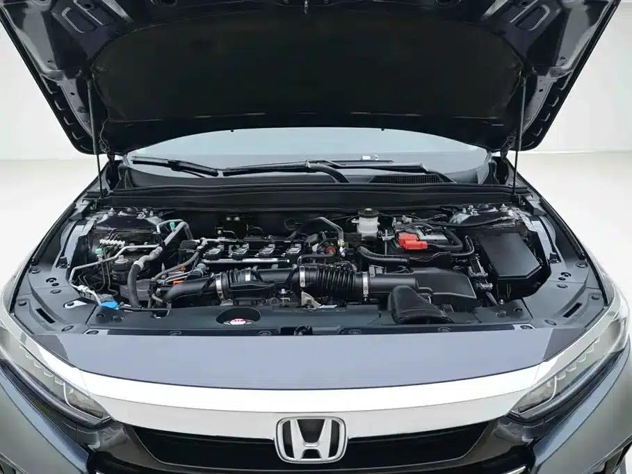2022 Honda Accord 260TURBO Luxury Edition — миниатюра 7