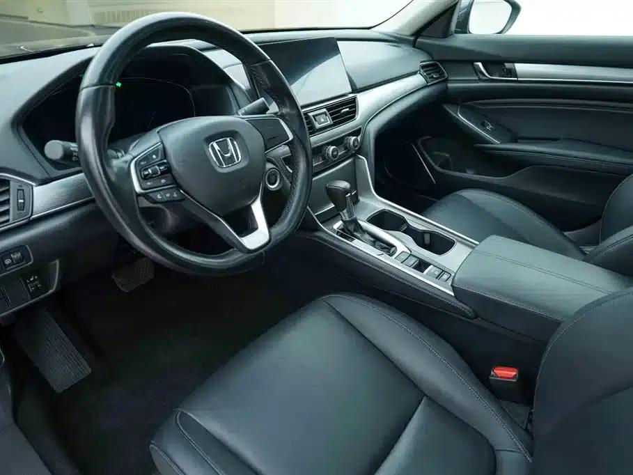 2022 Honda Accord 260TURBO Luxury Edition — миниатюра 10