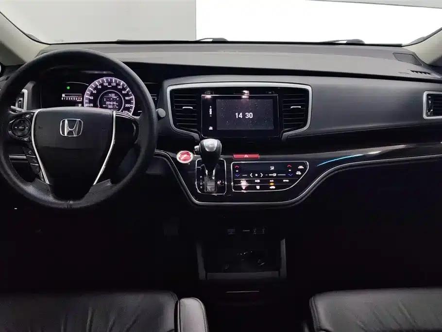 2018 Odyssey 2.4L Luxury Edition — миниатюра 12