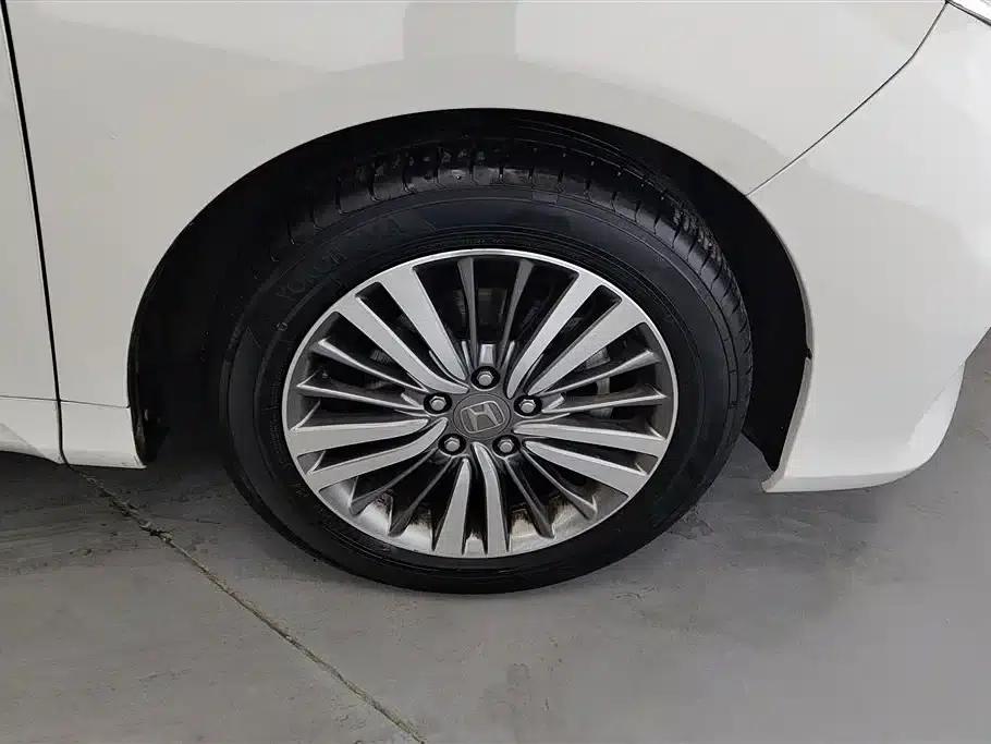 2018 Odyssey 2.4L Luxury Edition — миниатюра 6