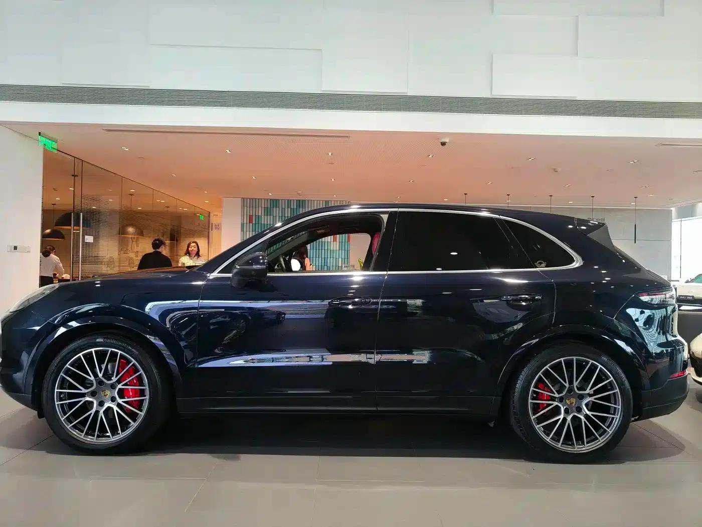 Cayenne 2019 Cayenne 3.0T — миниатюра 3