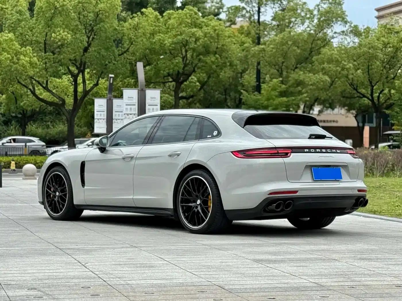 Panamera 2017 Panamera 4 Sport Turismo 3.0T — миниатюра 3