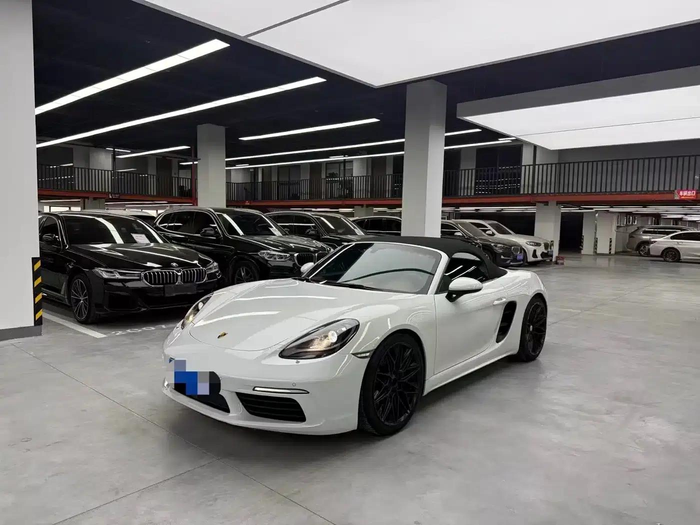 2019 Porsche 718 Boxster T 2.0T — миниатюра 1