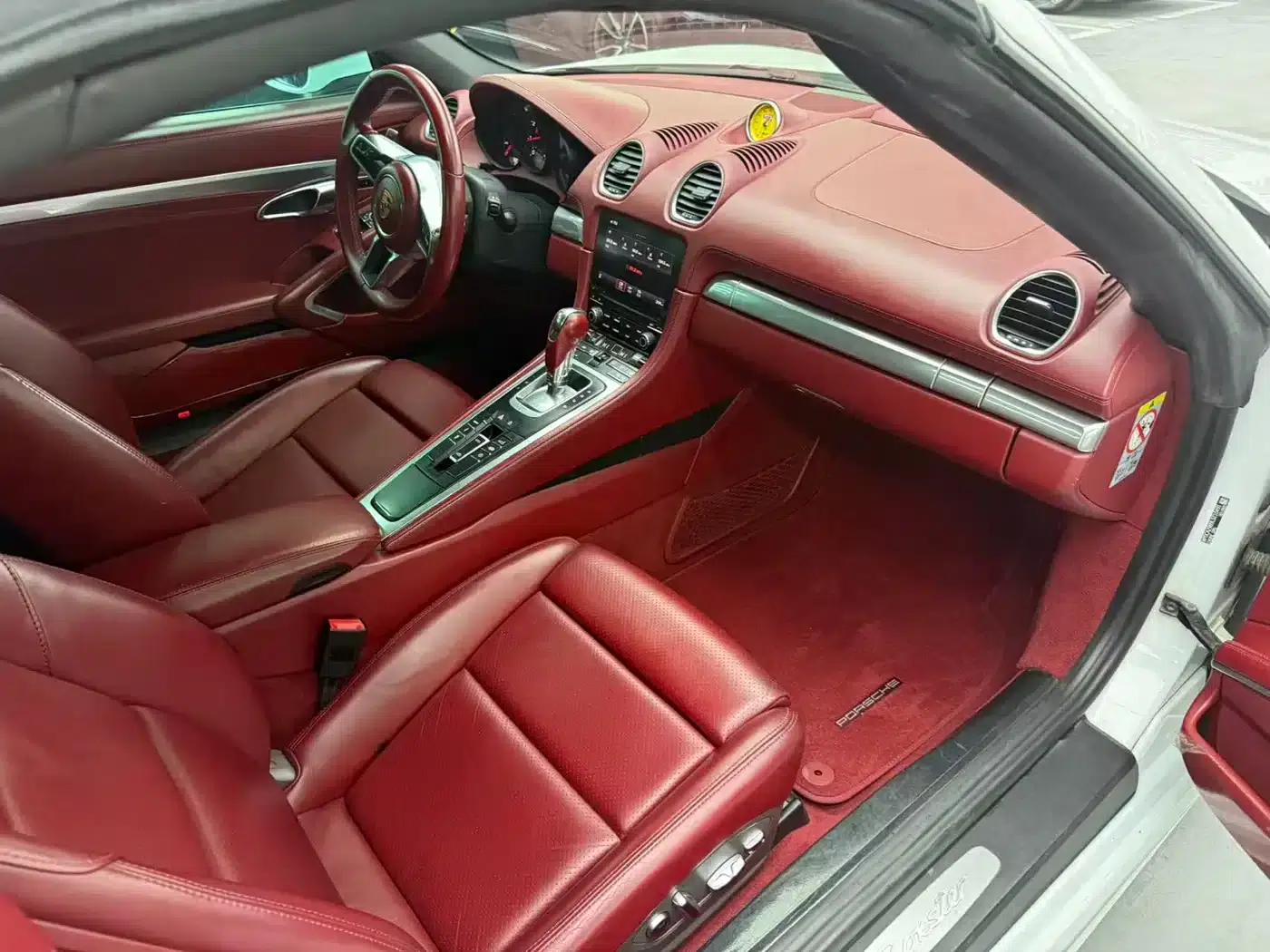 2019 Porsche 718 Boxster T 2.0T — миниатюра 9