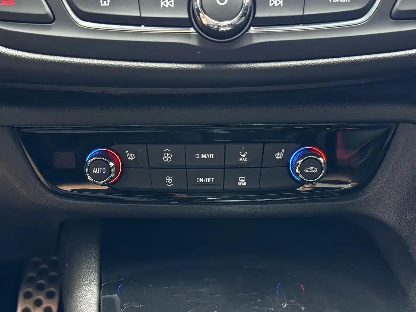 Buick Regal 2021 GS 28T Elite — миниатюра 31
