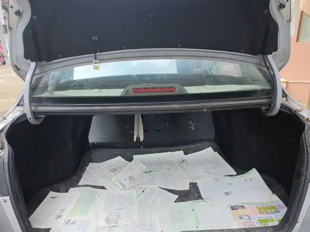 Buick Excelle 2015 1.5L Manual Classic — миниатюра 19