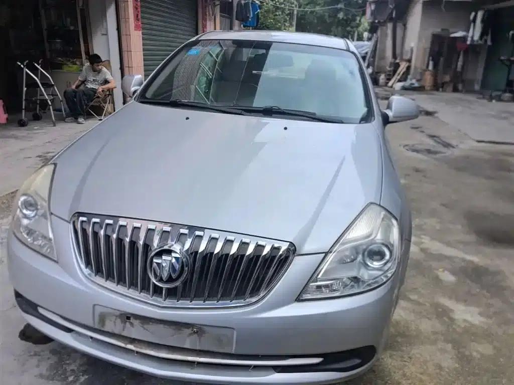 Buick Excelle 2015 1.5L Manual Classic — миниатюра 3