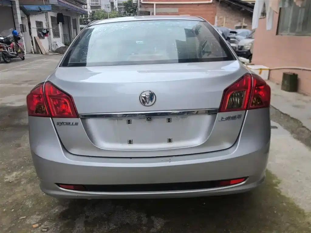 Buick Excelle 2015 1.5L Manual Classic — миниатюра 6