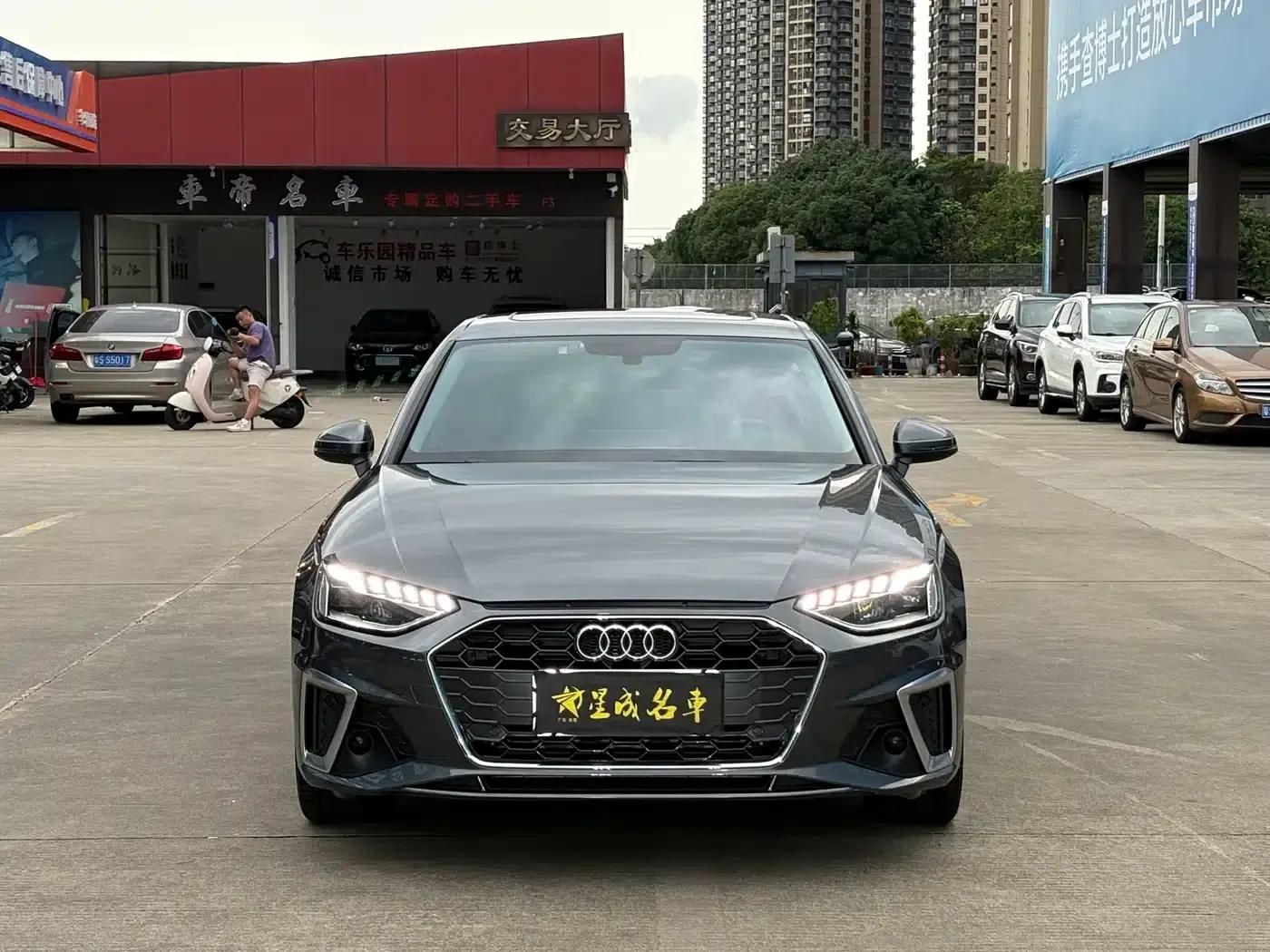Audi A4L 2020 40 TFSI Fashion Dynamic Edition — миниатюра 2