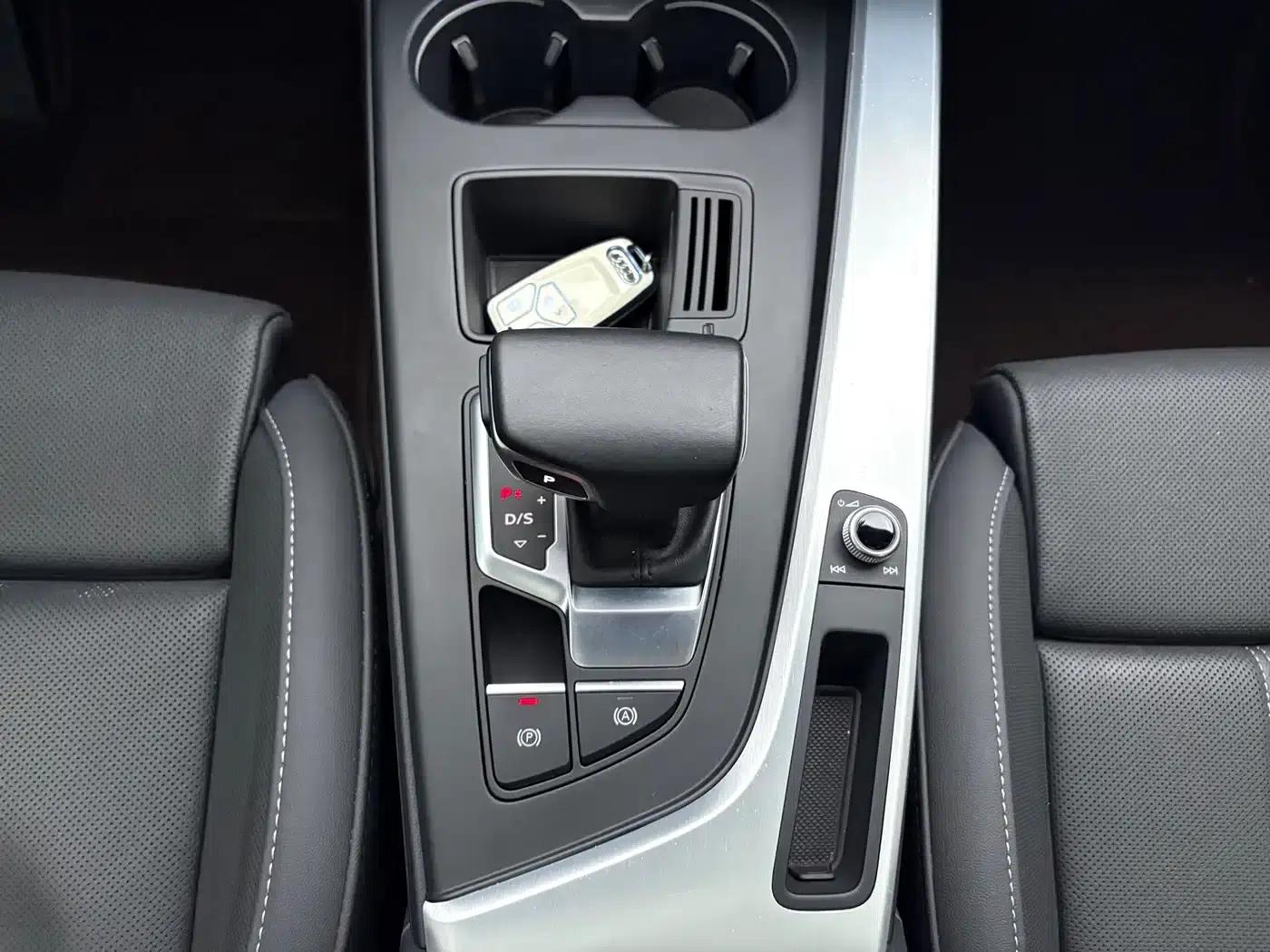 Audi A4L 2020 40 TFSI Fashion Dynamic Edition — миниатюра 15