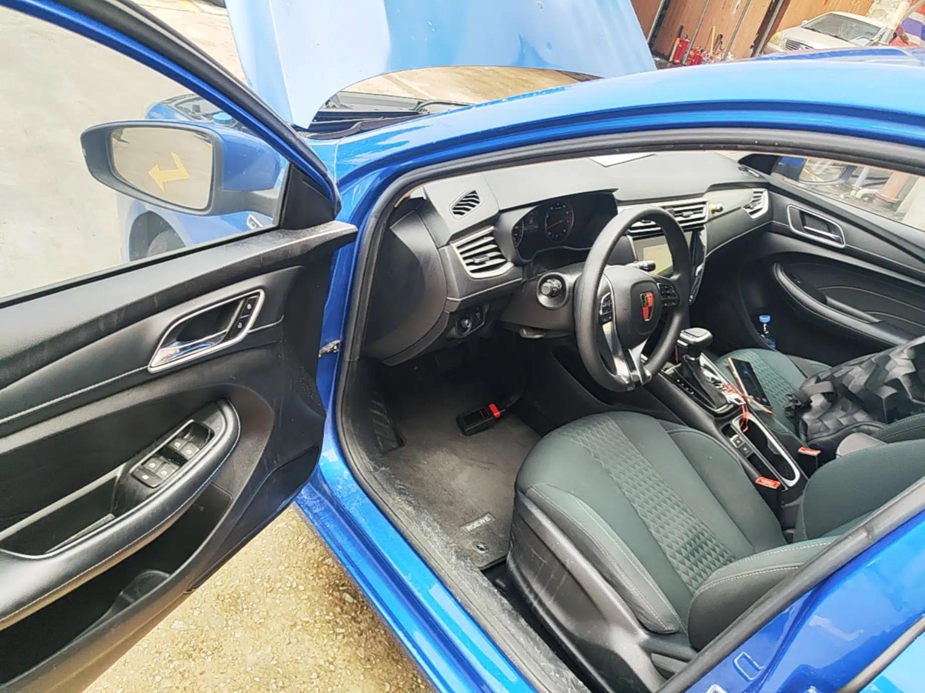 Roewe i5 2019 1.5L Automatic 4G Connected Linghao Edition — миниатюра 23