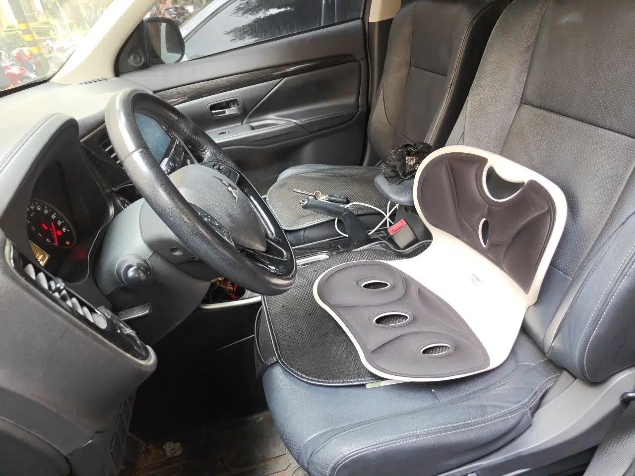 Mitsubishi Outlander 2018 2.0L Two-Wheel Drive Glory Edition 5 Seats — миниатюра 15
