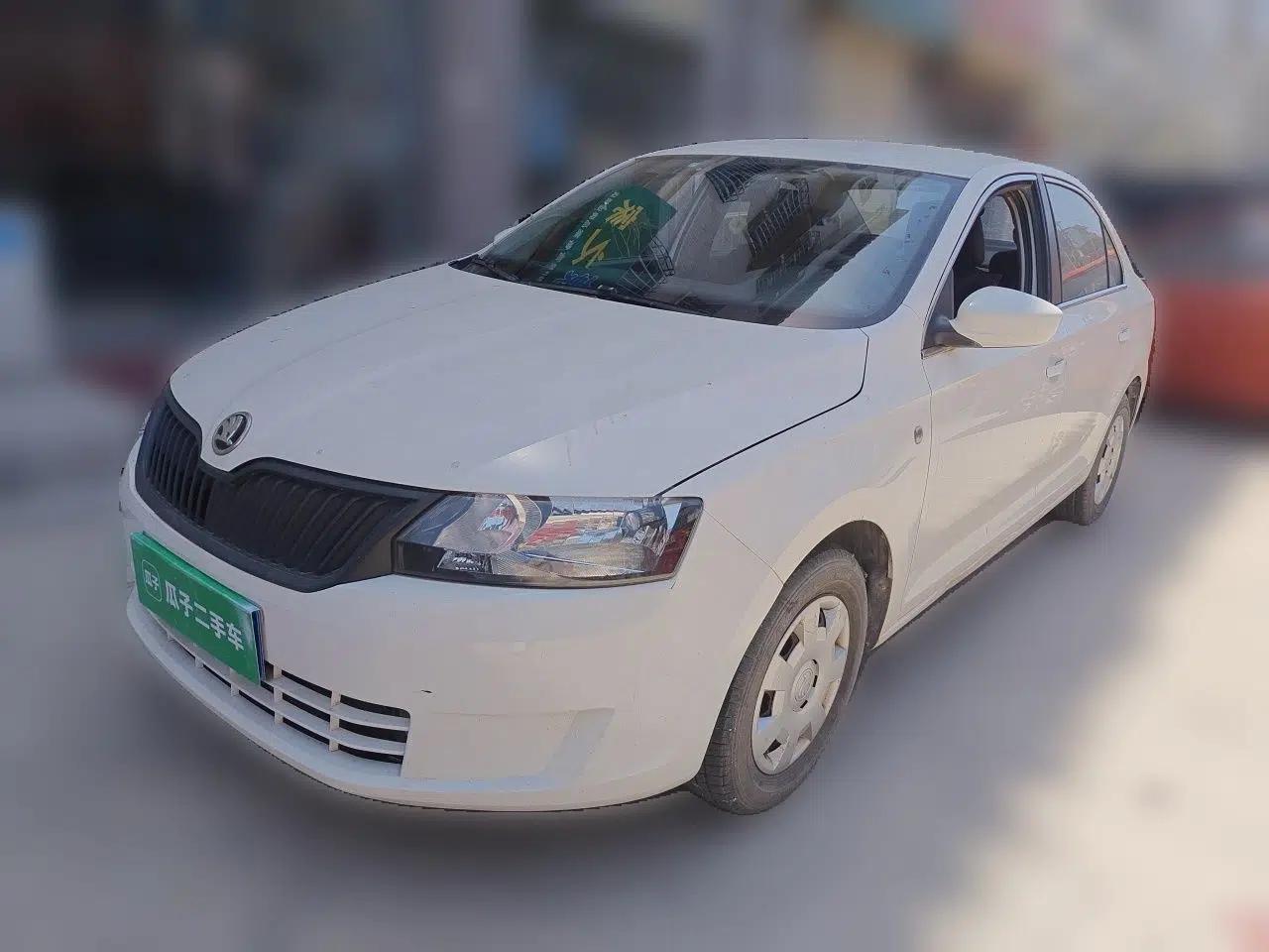 Skoda Rapid 2016 1.4L Manual Front-Wheel Drive Model — миниатюра 1