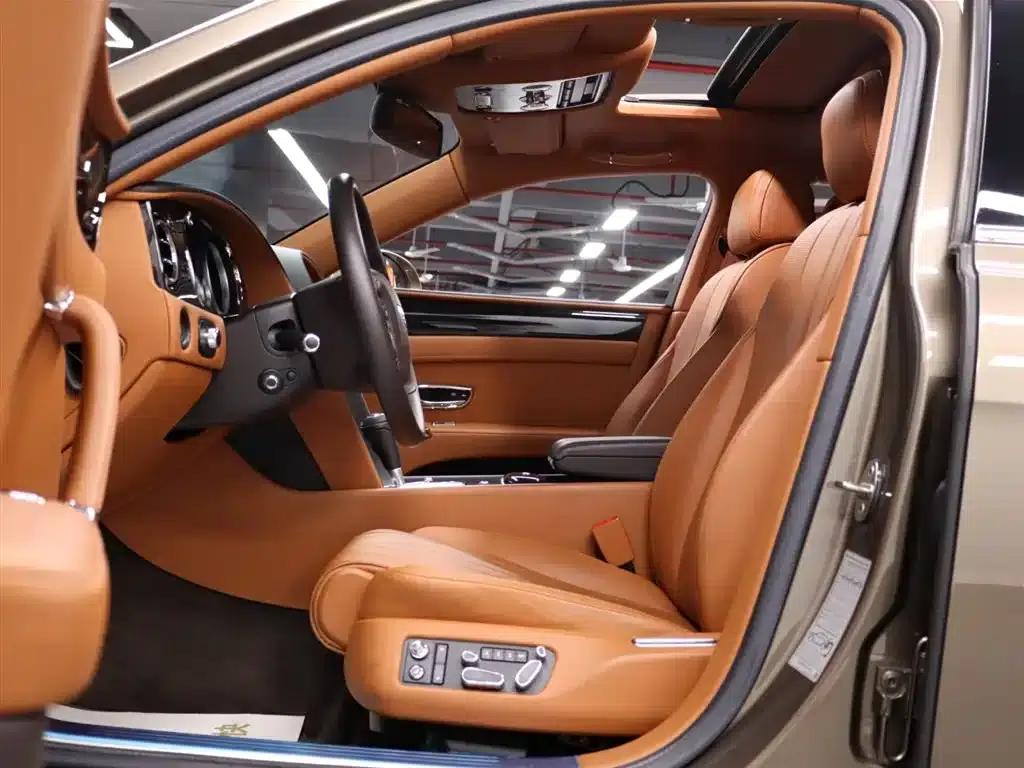 2013 Flying Spur 6.0T W12 Premium Edition — миниатюра 7