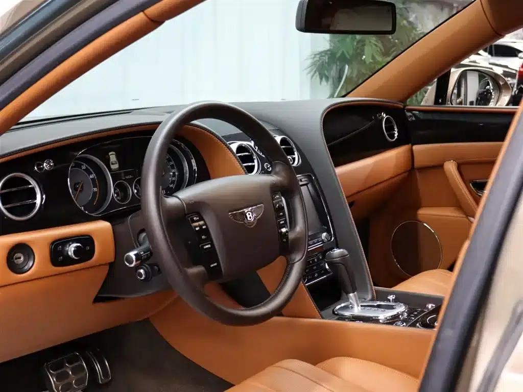 2013 Flying Spur 6.0T W12 Premium Edition — миниатюра 8