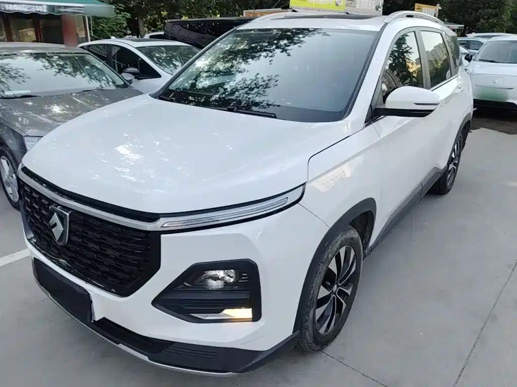 Baojun 530 2020 1.5T CVT Premium Connected Edition 7-seater — миниатюра 1