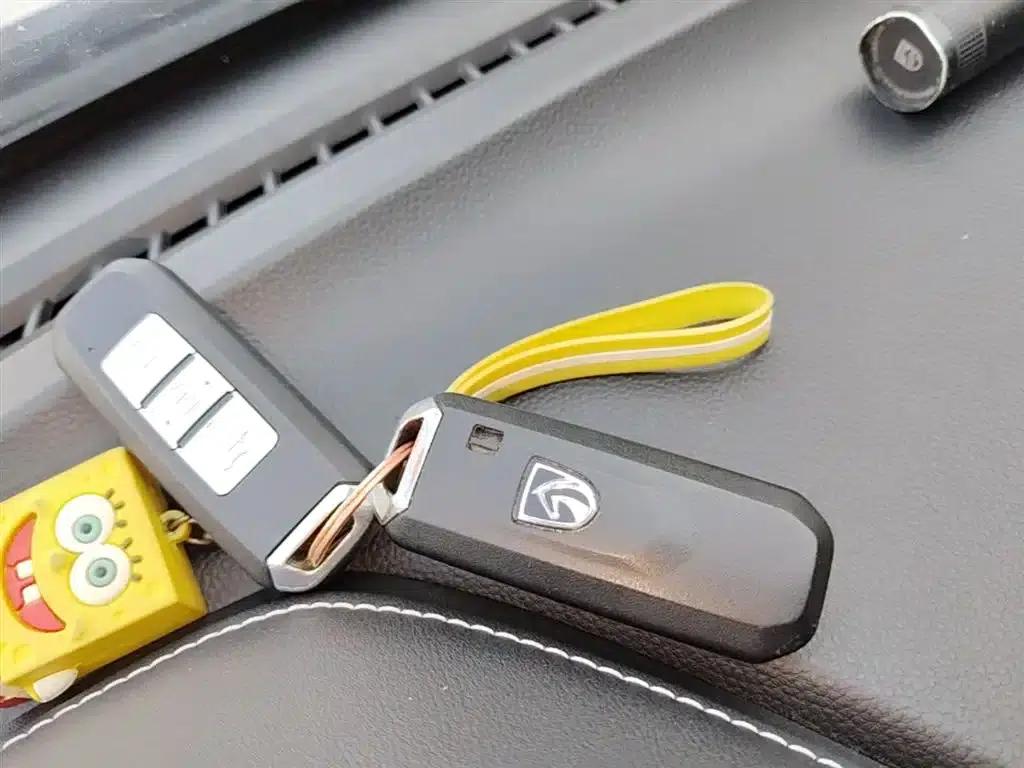 Baojun 530 2020 1.5T CVT Premium Connected Edition 7-seater — миниатюра 9